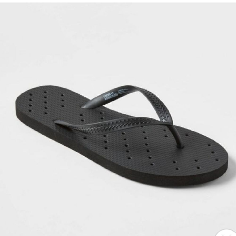 Shower Shoes Flip Flops Size Small. Men’s  fits 7/8 .Women fits 8/9.